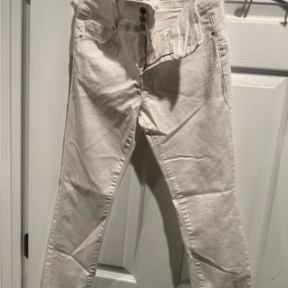 White juniors jeans